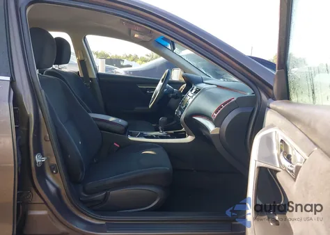 2014 Nissan Altima 2.5 S z USA, uszkodzony, nr VIN 1N4AL3AP3EN368682